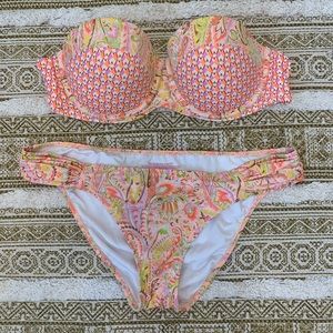 Victoria’s Secret strapless bikini